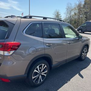 SUBARU FORESTER LIMITED - 9