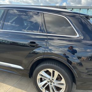 AUDI Q7 PREMIUM - 6
