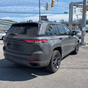 JEEP GRAND CHEROKEE 4XE 4D SUV 4WD - 8