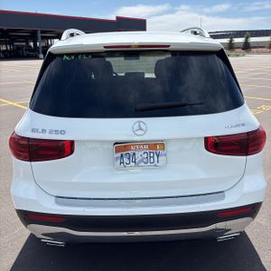 MERCEDES-BENZ GLB - 7