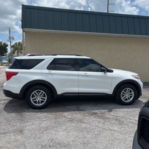 FORD EXPLORER XLT - 10