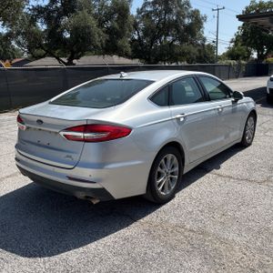 2019 FORD FUSION SE 照片 8
