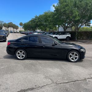 BMW 3 SERIES 320I - 10