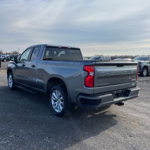 CHEVROLET SILVERADO 1500 CUSTOM - 5