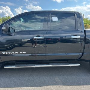 Nissan Titan SV - 4