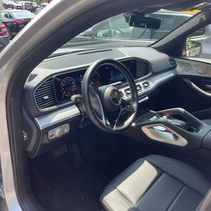 2025 Mercedes-BENZ GLE — миниатюра 36