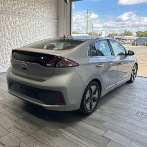 2020 Hyundai IONIQ HYBRID SEL photo 7