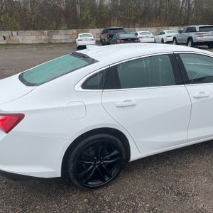 CHEVROLET MALIBU 1LT - 9