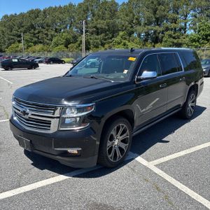 CHEVROLET SUBURBAN - 1