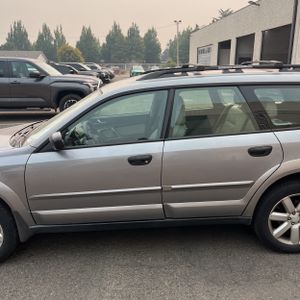 2009 Subaru OUTBACK 2.5I — фото 4