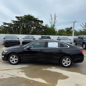 صورة 3 لـ 2024 Chevrolet MALIBU LT