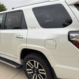 TOYOTA 4RUNNER - 6