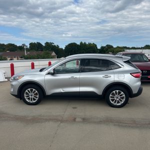 صورة 3 لـ 2020 FORD ESCAPE SE