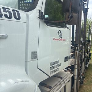 2013 Volvo COMMERCIAL VAH64-200 113"BBC CONV CAB DC SBA TRACT thumbnail 37