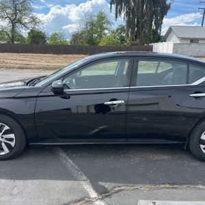 NISSAN ALTIMA 2.5 S - 4