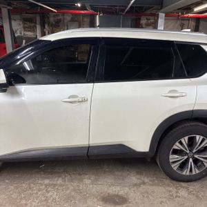 NISSAN ROGUE SV - 4