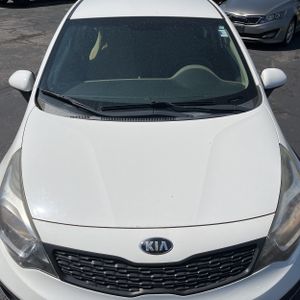 KIA RIO LX - 6