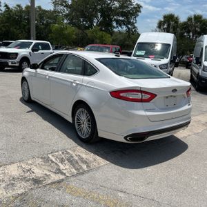 FORD FUSION SE - 5