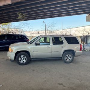 CHEVROLET TAHOE LT - 3