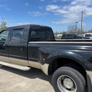 FORD F-350 SUPER DUTY LARIAT - 6