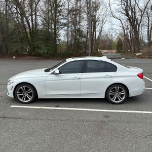 BMW 330I XDRIVE - 3