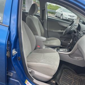 2010 Toyota COROLLA LE — миниатюра 33