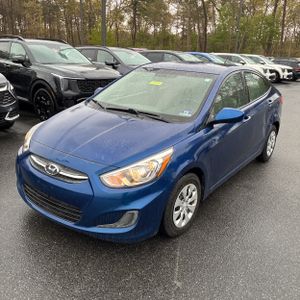 HYUNDAI ACCENT SE - 1