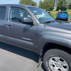 2011 Toyota TACOMA V6 thumbnail 13