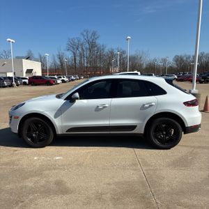 PORSCHE MACAN BASE - 3