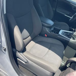 2024 Toyota RAV4 LE 缩略图 58
