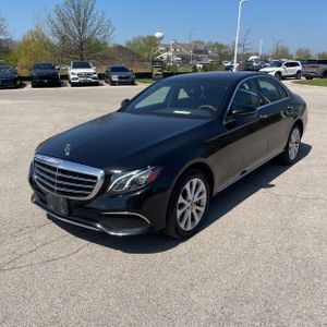 MERCEDES-BENZ E-CLASS - 1