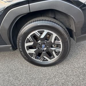 2025 Subaru FORESTER PREMIUM 照片 18