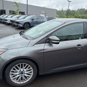 FORD FOCUS TITANIUM - 2