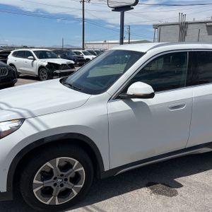 2025 BMW X1 XDRIVE28I — фото 2