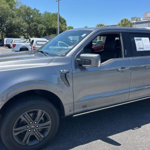 FORD F-150 LARIAT - 2