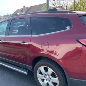 CHEVROLET TRAVERSE LT - 6