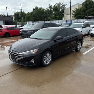 2020 Hyundai ELANTRA SE photo 1