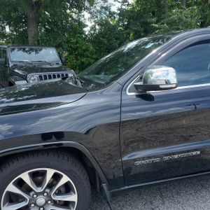 صورة 2 لـ 2018 JEEP GRAND CHEROKEE OVERLAND