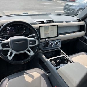 2023 LAND Rover DEFENDER 130 X-DYNAMIC SE — фото 37