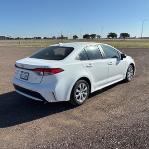2022 Toyota COROLLA LE 照片 8