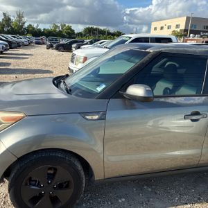 2014 KIA SOUL BASE 照片 2