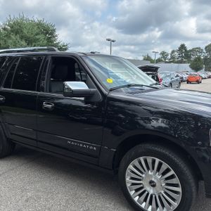 2017 Lincoln NAVIGATOR SELECT — миниатюра 13