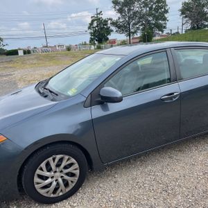 صورة 2 لـ 2017 Toyota COROLLA LE