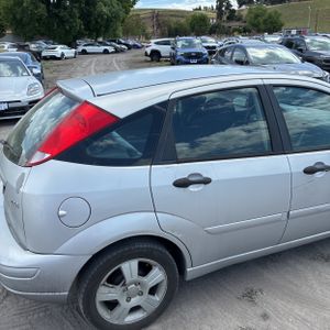 FORD FOCUS ZX5 S - 9