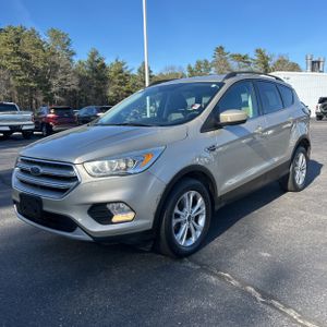 FORD ESCAPE SE - 1