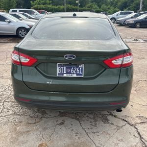 FORD FUSION SE - 7