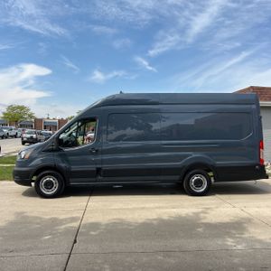 FORD TRANSIT 250 - 3