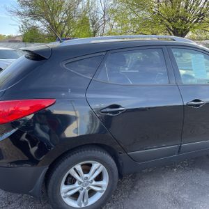 HYUNDAI TUCSON GLS - 9