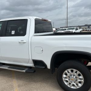 CHEVROLET SILVERADO 2500HD LT - 6