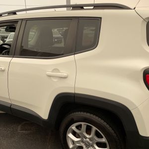 صورة 6 لـ 2015 JEEP RENEGADE LATITUDE